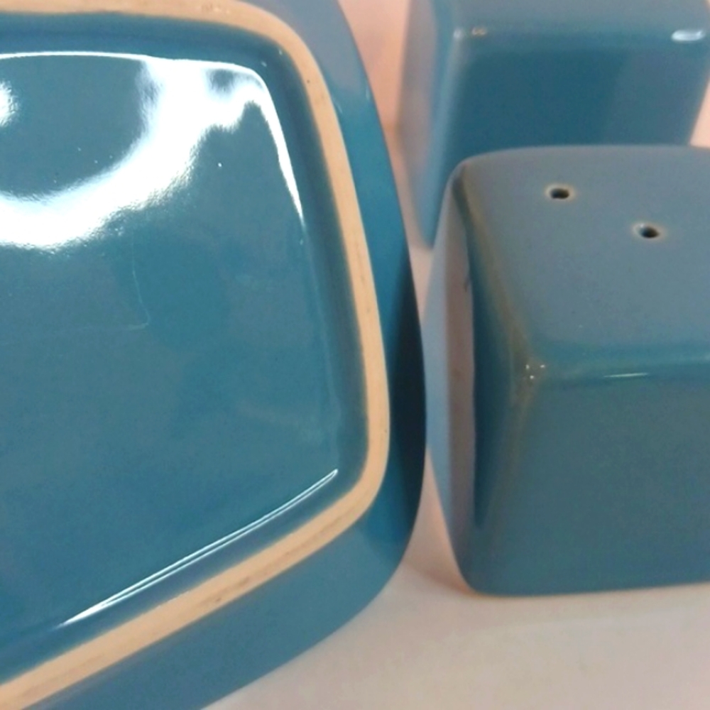 4Pc Set Blue Butter Dish Salt Pepper Shakers Stoneware 10 Strawberry Street - Picture 3 of 10